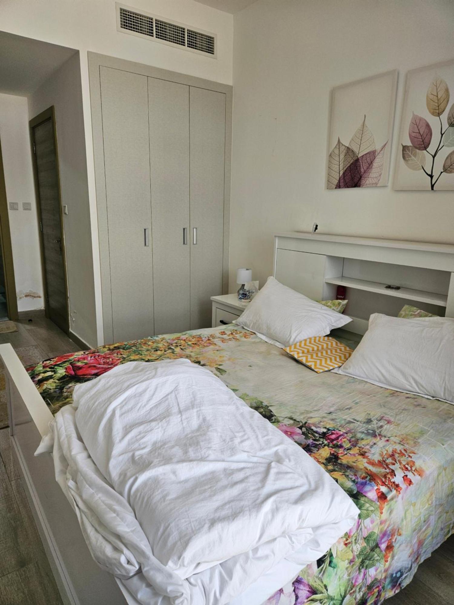 1 Bed Fully Furnished With Attach Bath * Dubai